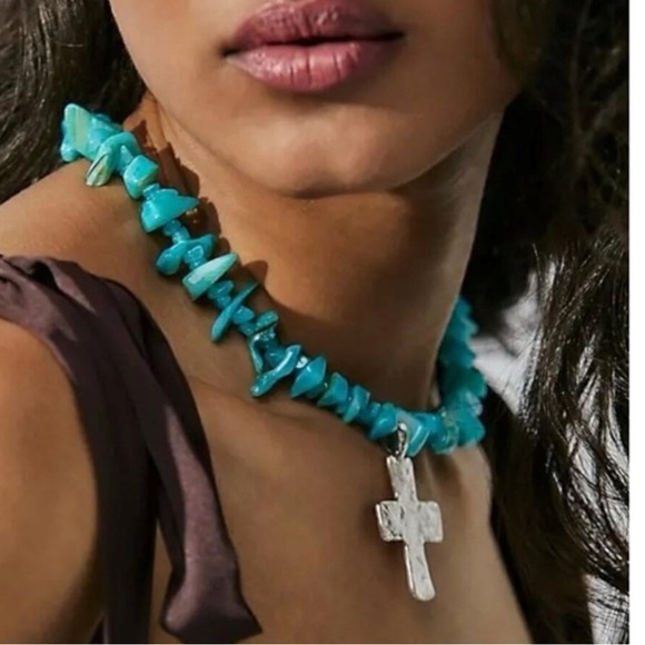 NEW NWT  Free People Supernova Choker Turquoise green blue  with Silver Cross - Picture 1 of 4